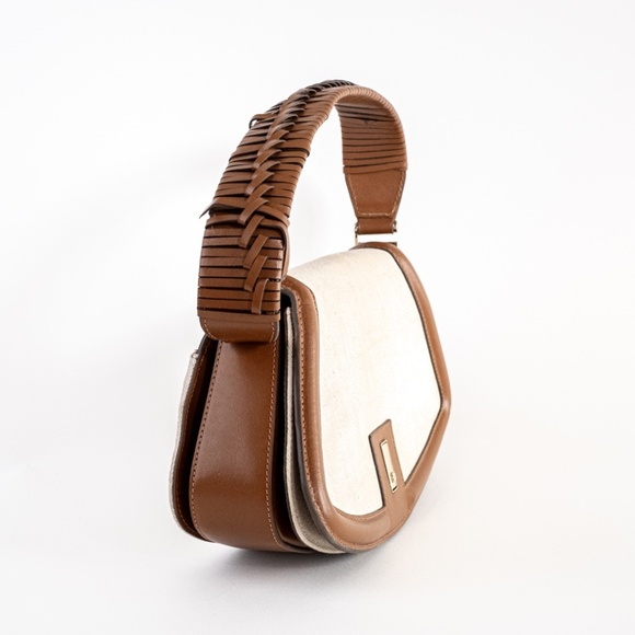 BOSS Ariell Shoulder Bag $350 - Picture 6 of 11